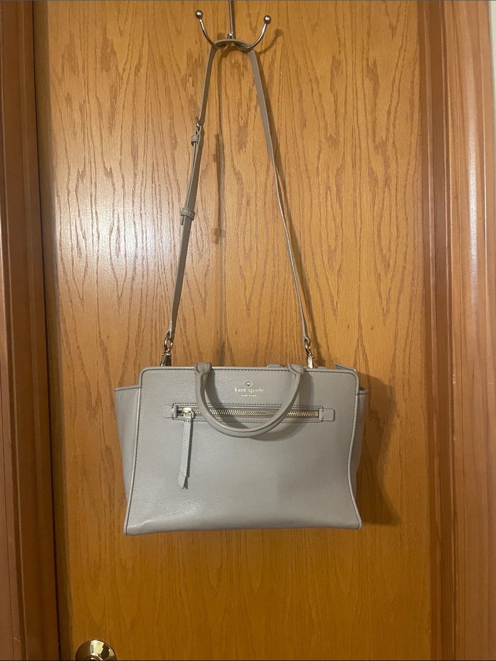 kate spade light gray leather satchel with crossbody strap